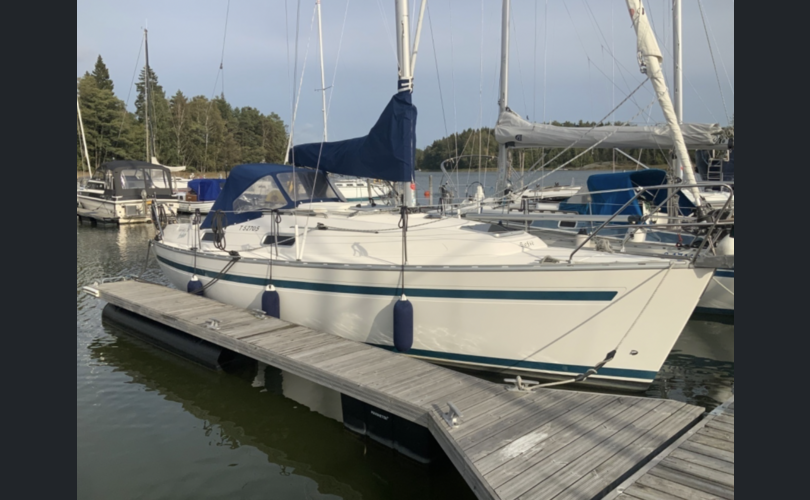 Bavaria 32 Holiday-kuva-1